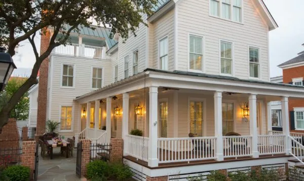 James Hardie® Sail Cloth Hardie Lap Siding® And Arctic White Trim