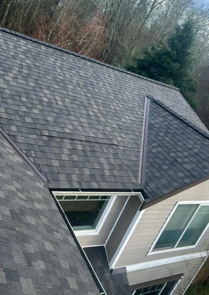 Orting, WA Home Provided with a new GAF roof in Meadow Brown